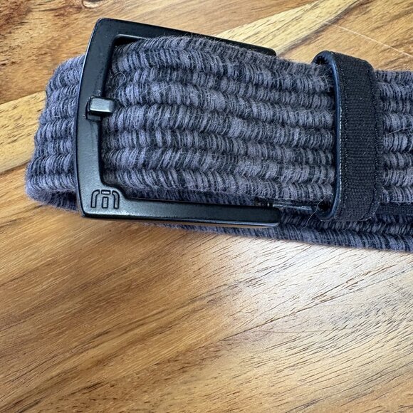 Travis Mathew stretch Woven Golf Belt - 43 inches long - Picture 1 of 3